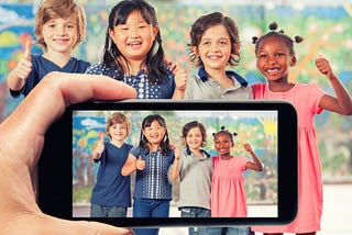 Are You a Sharenter? There are Risks in Putting Your Kids’ Pics Online