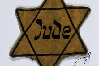 Estrela de Davi amarela criada pelos nazistas na Segunda Guerra Mundial.