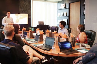 How AI Consulting Can Benefit Small and Midsize Businesses