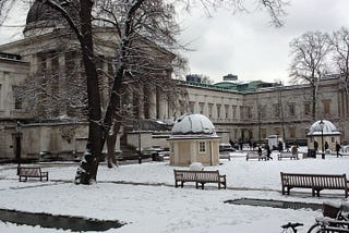 Sekolah atau Bekerja di Luar Negeri (#KaburAjaDulu)