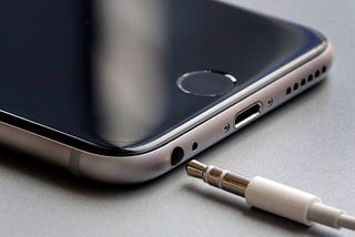 Is the headphone jack really dying?