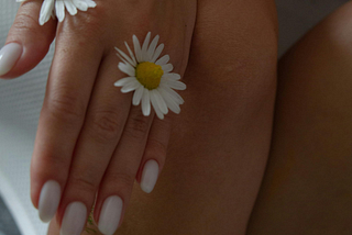How to Keep Your Skin Hydrated in the Humid Weather