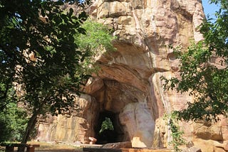 Amazing Rock Shelters of Bhimbetka, India