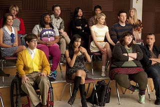 Review: The joy of ‘Glee’ — How the jukebox show subverted a tired high school format