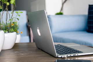 Apple MacBook Air vs MacBook Pro: Which One is Better?