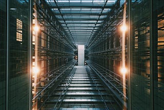 rows of server machines in a descending rectangular arrangement