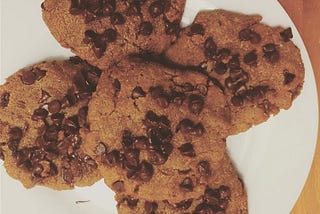 Keto Coconut Chocolate Chip Cookies