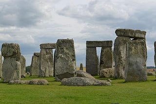 Looking at Stonehenge as Minimalist Sculpture