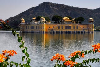 A Nostalgic Stroll through the Jal Mahal