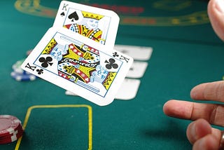 Crucial Factors Players Need to Keep in Mind when Choosing an Online Poker Site