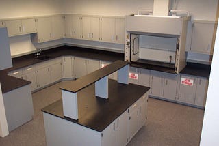 The Key to a Successful Lab: Invest in High-Quality Laboratory Cabinets