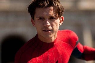 Sobre “Spider-Man No Way Home” (2021) de Jon Watts