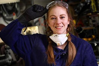 The queen of waste products inventor Simone Giertz “I hope that the crazy child in my body will…