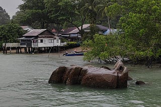 De templos e islas