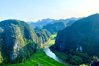 Career break: Ditching the 9–5 grind (Part 1-Ninh Binh)