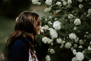 Smells From Your Childhood — How Memory, Emotions, and Scent Are Closely Linked in Our Brains