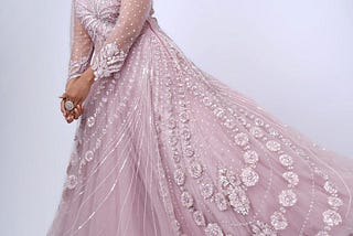 Exquisite Elegance: The Latest Trends in Bridal Gowns 2024