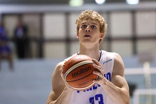 Lauri Markkanen Selected to All-Rookie First Team