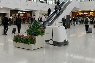 Endüstride Eldekilerin Ötesinde: 
Hizmet Robotları 2034 Yılına Kadar Nasıl Günlük Altyapı Haline…