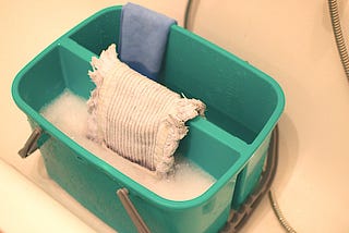 Benefits of a Double bucket for cleaning