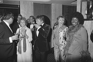 She Sang “I Will Survive,” Then She Gave Money to Republicans