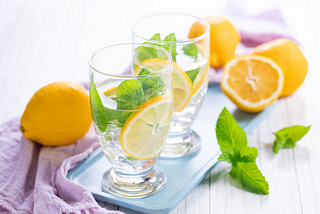 Water with Lemon: the benefits of ingesting this mixture!