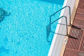 Why Every Pool Cleaning Business Needs This Game-Changing App