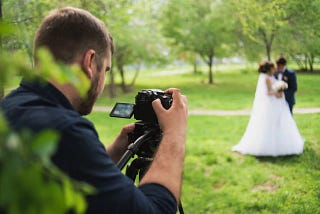 Capturing Love in the City of Lights: Why You Should Choose a Paris Engagement Photographer