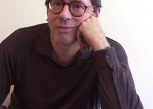 César Aira, la persona detrás del escritor