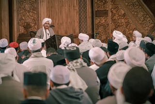 Apa yang Ulama Bisa Ubah Tanpa Harus Terjun Langsung dalam Politik.