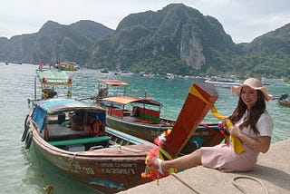 The day with Deng, a taxi boat driver on Koh Phi Phi