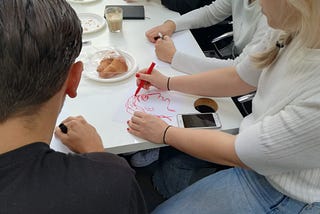 Picture of somebody drawing
