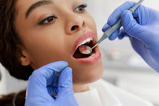 Cracked Tooth Fillings 101: Navigating Your Dental Visit