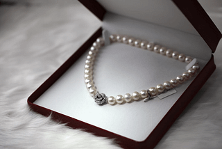 Best Pearl Jewelry Gift Ideas For Women 2022