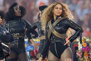 NFL SHOW BEYONCE PERFORMS