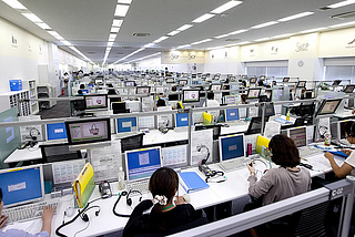 ¿Cómo organizar la concesionaria de la era digital?