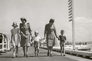 ‘We were novelties’: TEAL Solent flying boat stewardesses