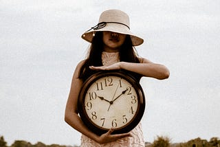 Waktu dalam Pikiran (dan Sekeling) Saya