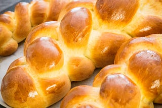 Swiss Sunday Bread (“Zopf”)