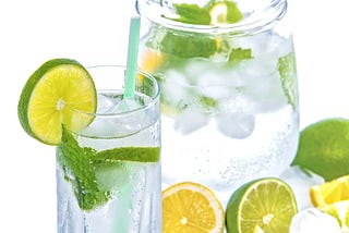 8 Amazing Benefits of Drinking Lemon Water