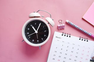 How to Plan a Week to Build a Business After Hours?