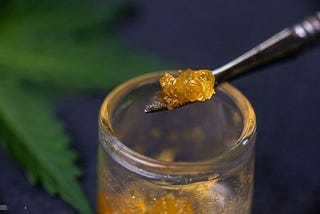 Live Resin and the Entourage Effect: Maximizing Therapeutic Benefits