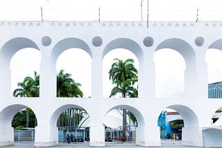 Conheça a história dos Arcos da Lapa, no Rio de Janeiro, na visão de Deise Zuqui