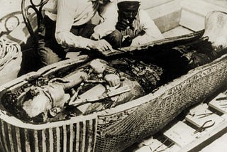 How the Curse of Tutankhamun Worked