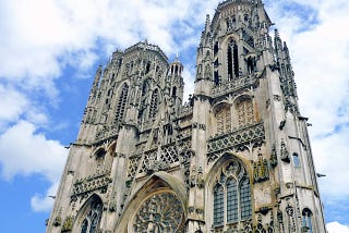 Cathedral from https://frenchmoments.eu/toul-cathedral/