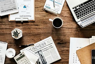 COSAS QUE DEBES TENER (Y LAS QUE NO) EN TU ESCRITORIO.