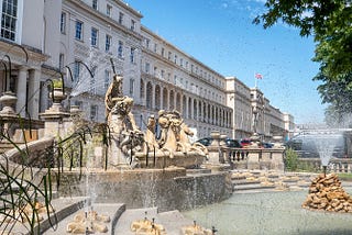 A Weekend in Cheltenham->The Ultimate Guide to Eating, Drinking and Exploring the Town