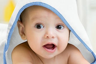 Selecting the best towel for your newborn baby online.