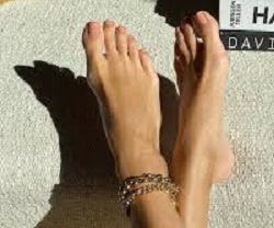 toenails