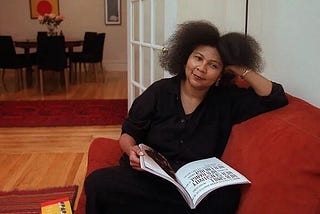 Critique of bell hooks — The Will To Change and Beyond…